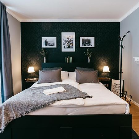 Luxury Downtown Appartement Mit Garage Graz Exterior photo